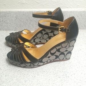 COACH Signature Vintage Katherine Wedge